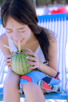 啊轻点灬太粗嗯太深了用力了师傅
